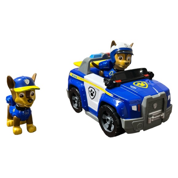 Chase’s Patrol Cruiser Vehicle with Collectible Figure for Kids Aged 3 and Up - Picture 2 of 9